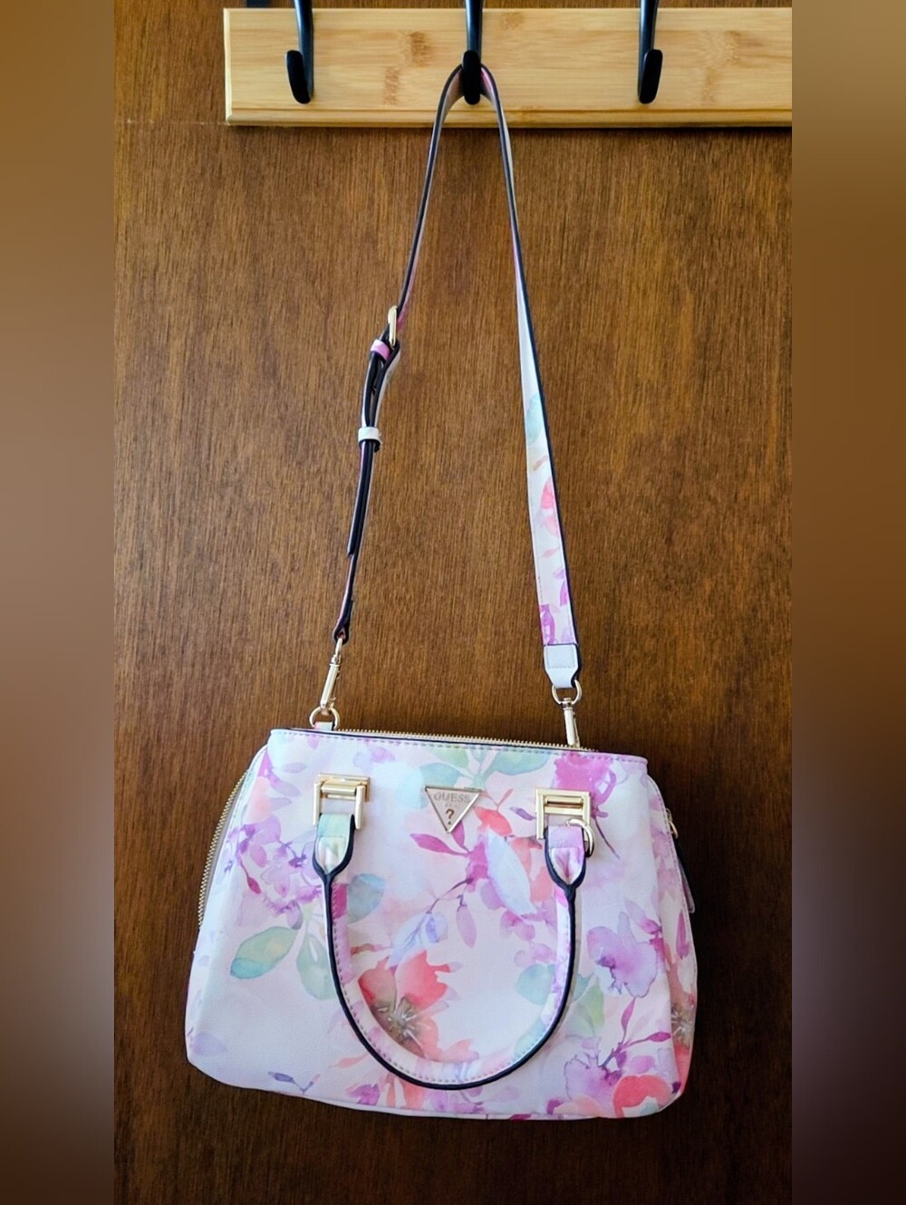 GUESS Brand Authentic Medium Floral Girlfriend Satchel Women's Bag